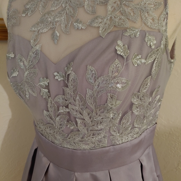 Formal evening dress - Picture 2 of 4